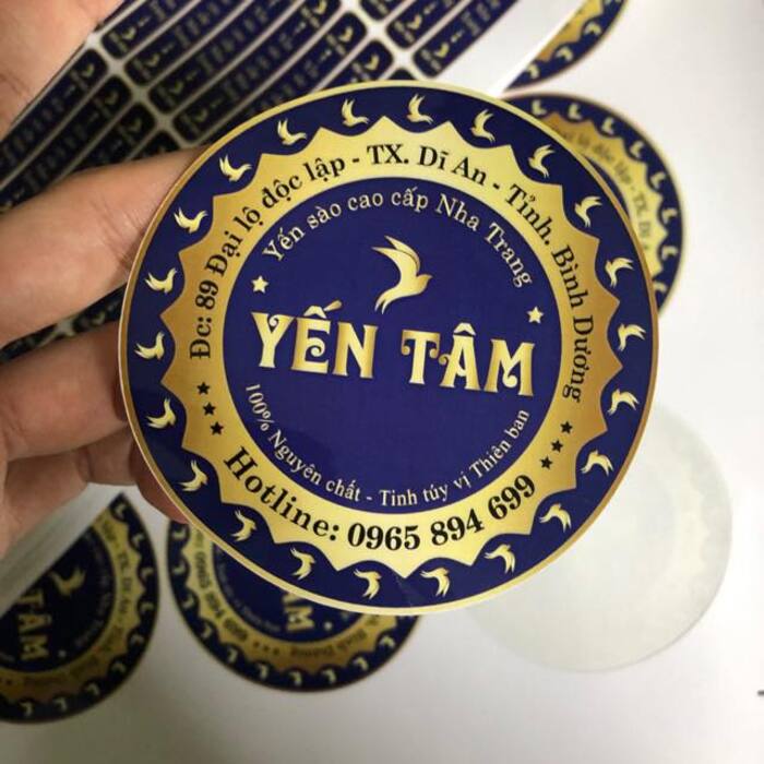 in tem nhãn bền màu
