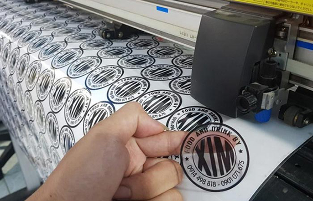 xưởng in decal nhựa