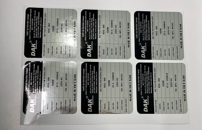 tem nhãn decal bạc